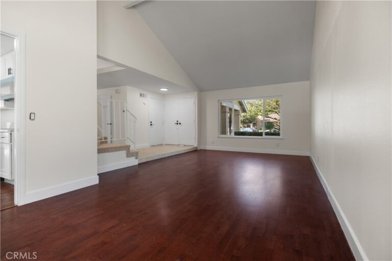10143 Bristol Dr, Alta Loma