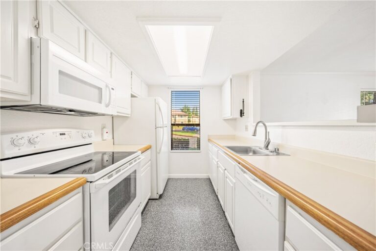 10151 Arrow #71, Rancho Cucamonga