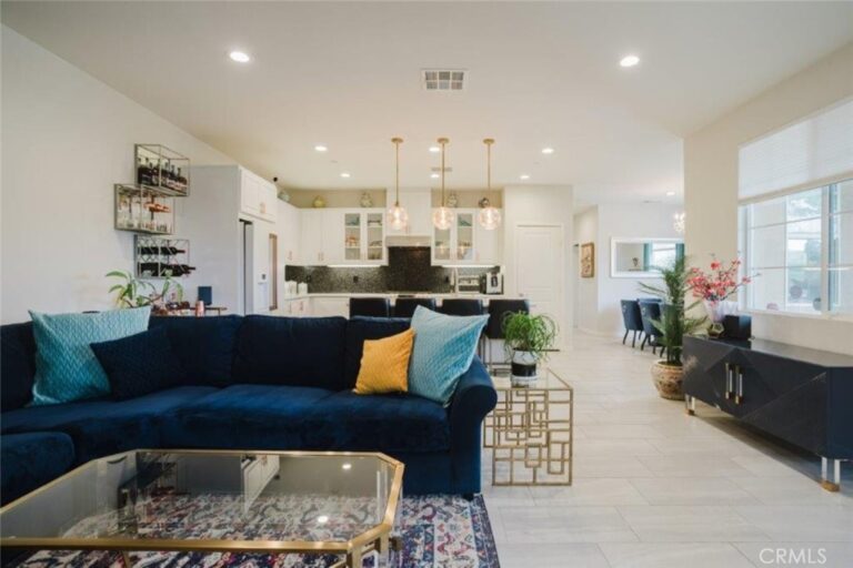 1018 Newberry Lane, Claremont