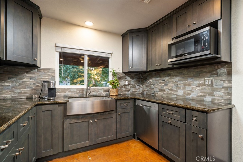 102 S Burnaby Drive, Glendora