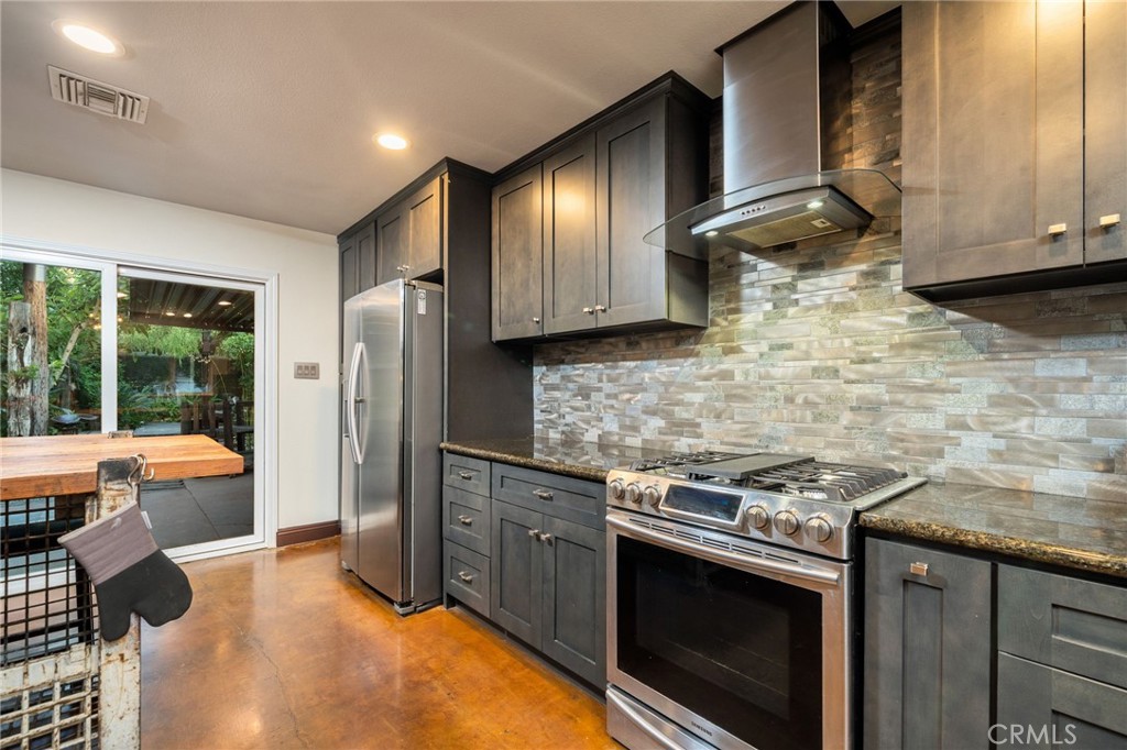 102 S Burnaby Drive, Glendora