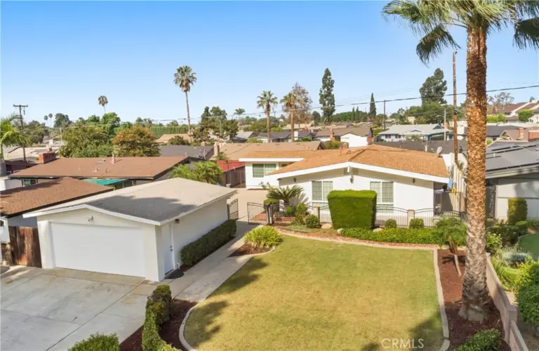1021 N Lyman Avenue, Covina