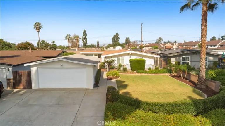 1021 N Lyman Avenue, Covina