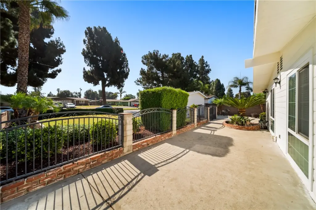 1021 N Lyman Avenue, Covina