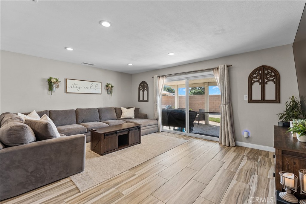 10243 Ashford, Rancho Cucamonga