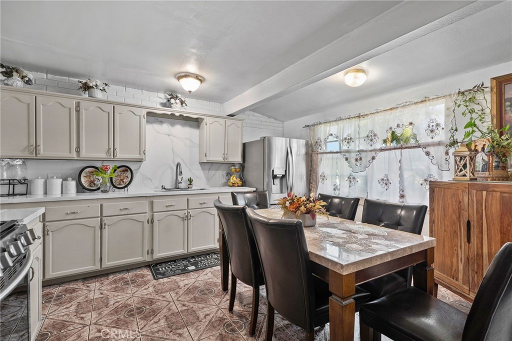 10273 Kimberly Avenue, Montclair