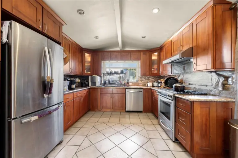 1038 E Walnut Creek Parkway, West Covina