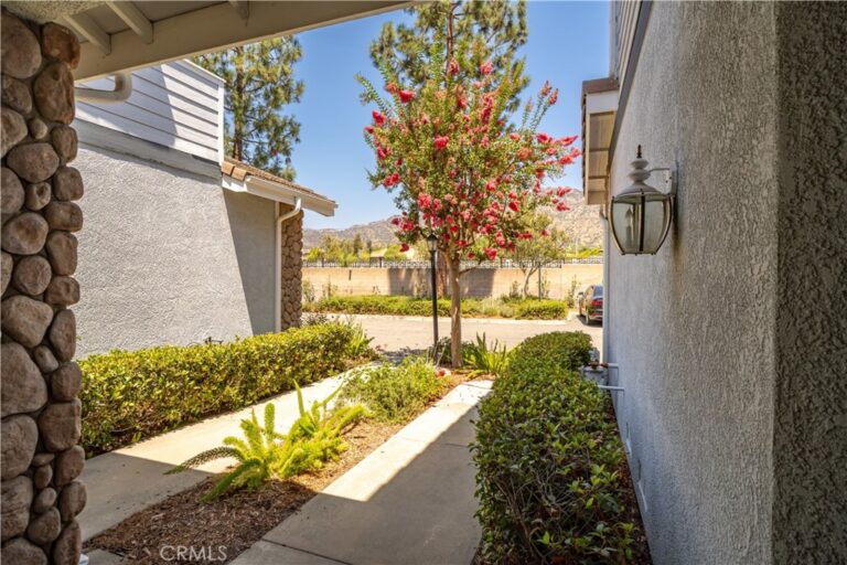 1064 Brookfield Place, Glendora