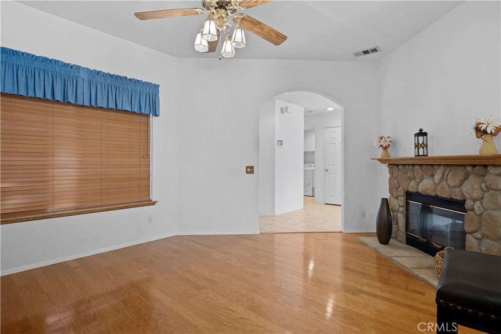 1064 Brookfield Place, Glendora