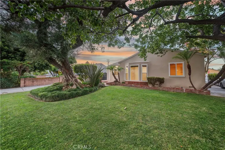 1107 E Larkwood, West Covina