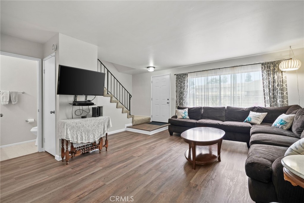 1107 W Francis Street #F, Ontario