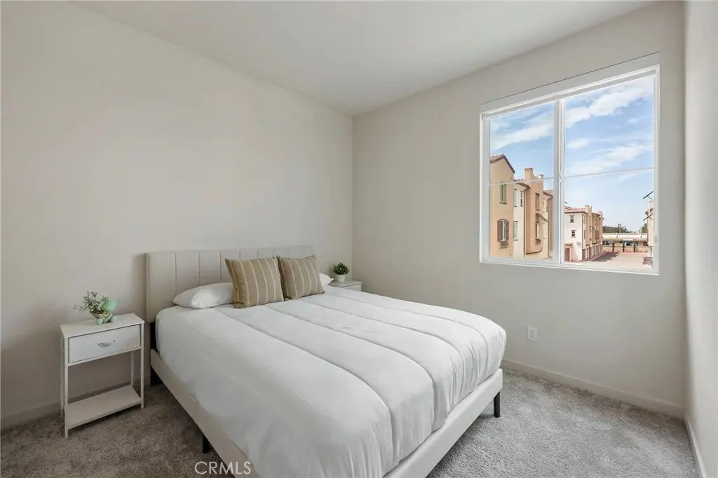 1112 Cardinal Way, Covina