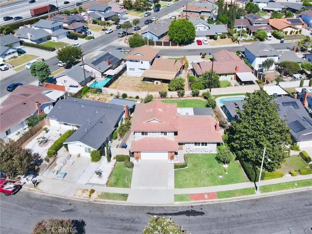1118 Clorinda, Diamond Bar