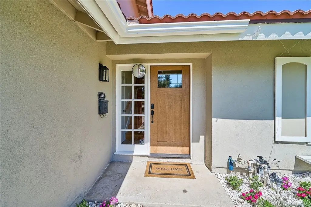 1118 Clorinda, Diamond Bar