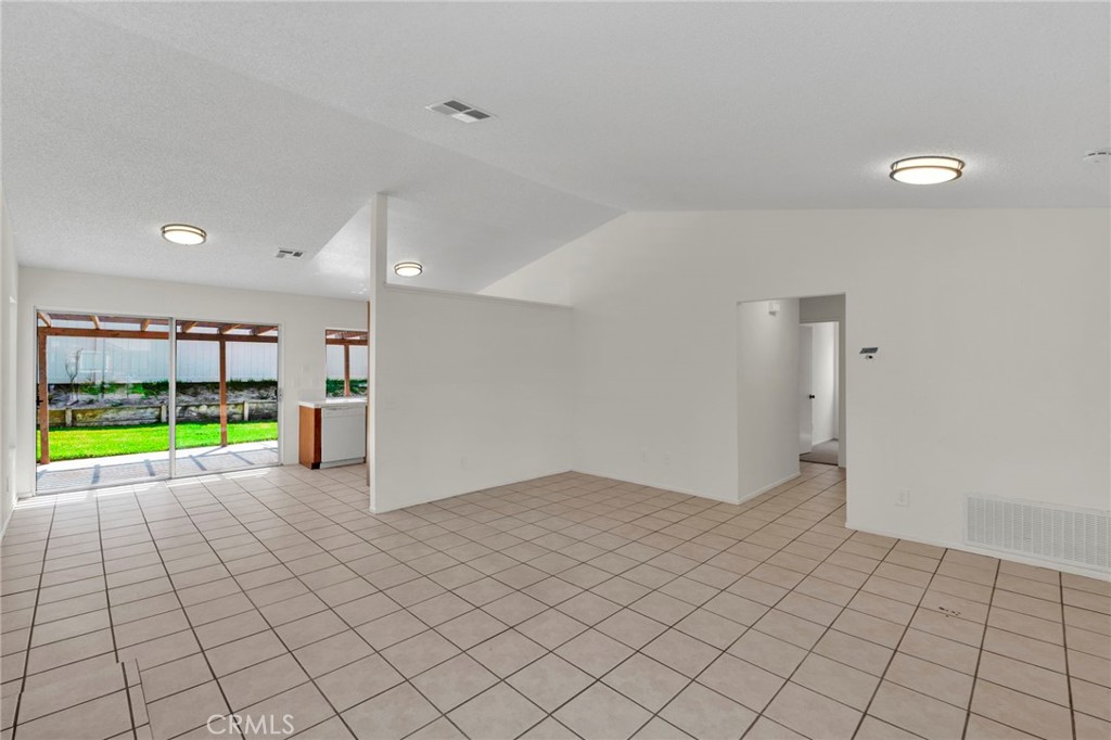 11311 Redwood Court, Fontana