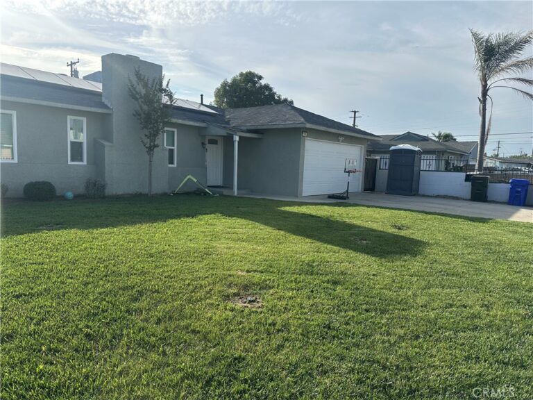 114 S Acacia, Rialto