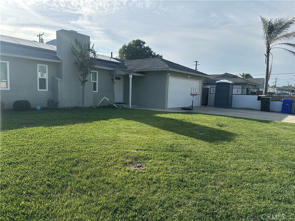 114 S Acacia, Rialto