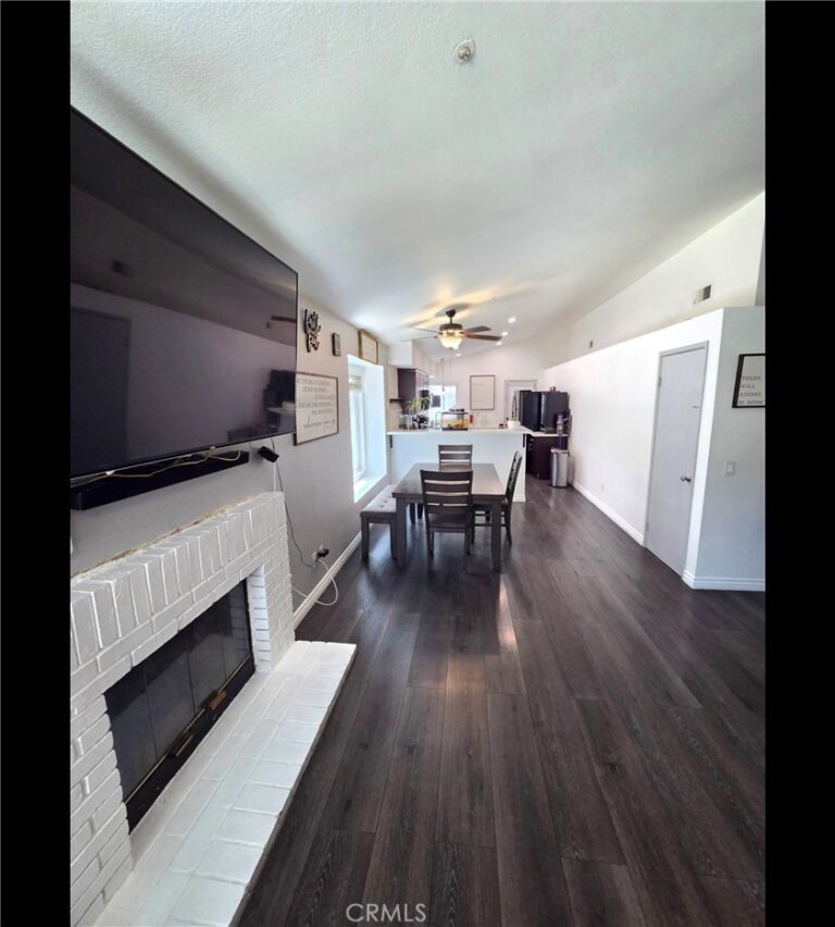 11466 Silver Spur Avenue, Fontana