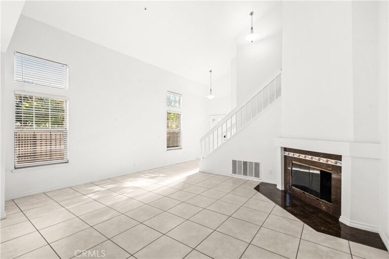 11495 Sherwood Court, Fontana