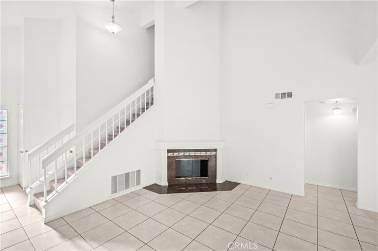 11495 Sherwood Court, Fontana
