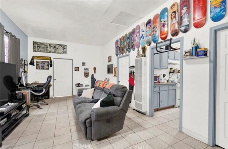 1151 W Mission, Pomona