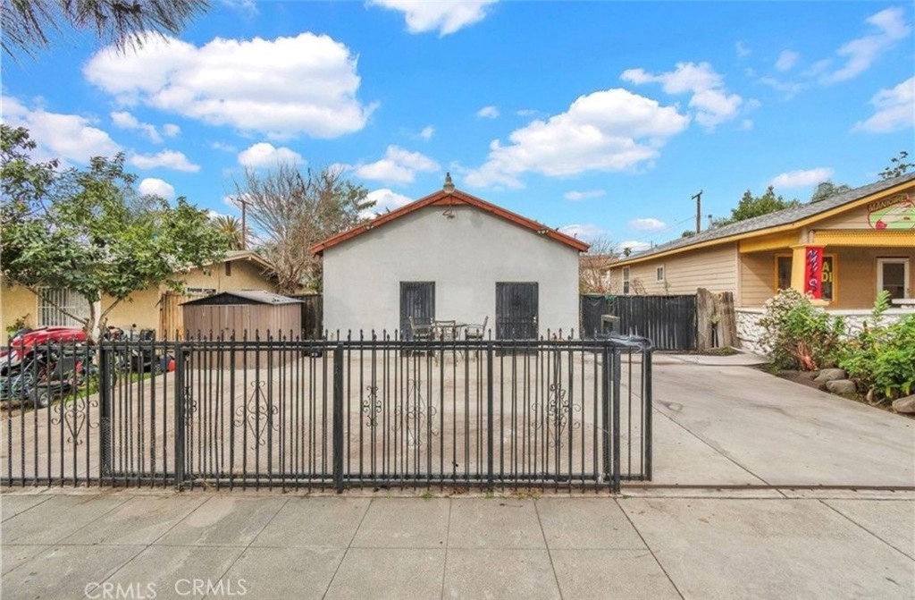 1151 W Mission, Pomona