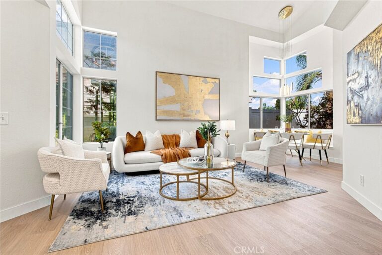 11515 Aberdeen Dr, Fontana