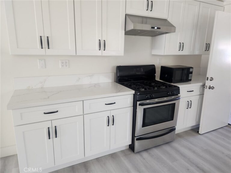 1173 S Cactus Avenue #3, Rialto