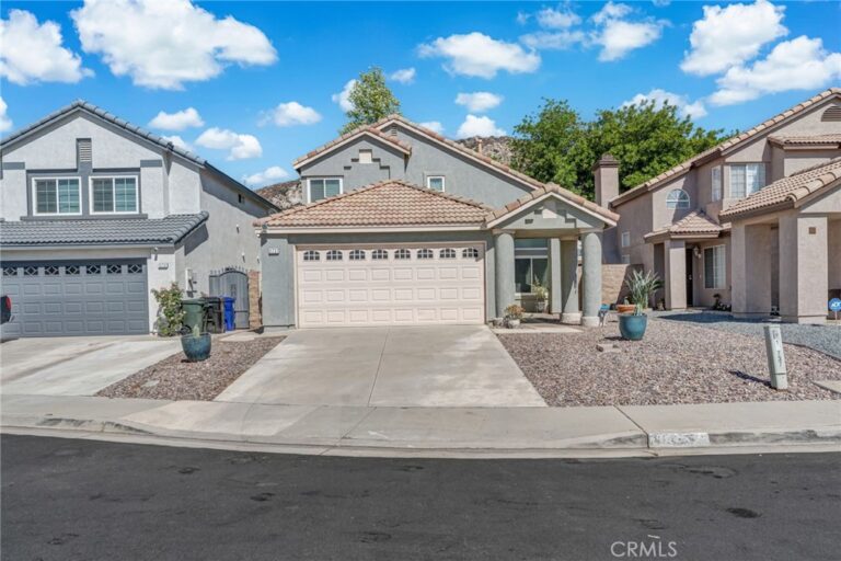 11737 Puerto Real Rd, Fontana