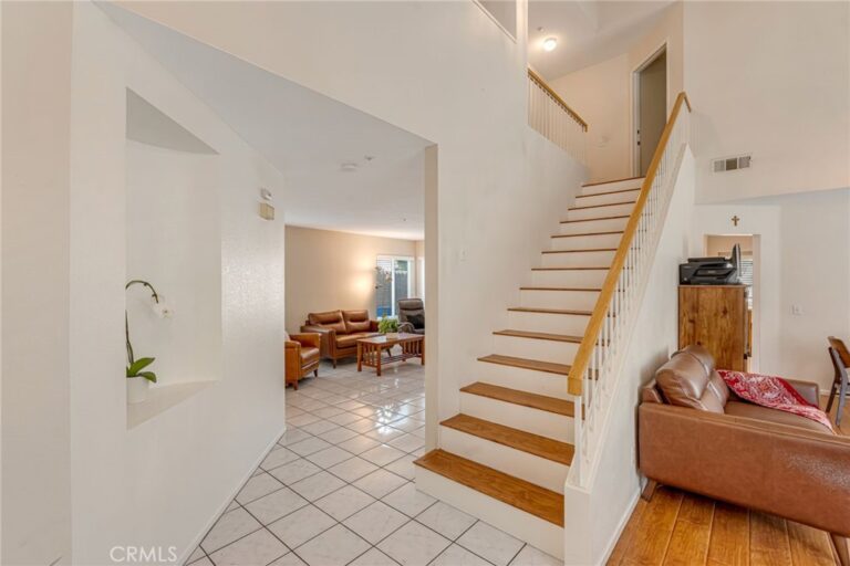 11737 Puerto Real Rd, Fontana
