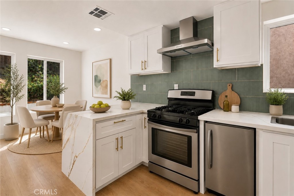 11821 Aurora Court, Fontana