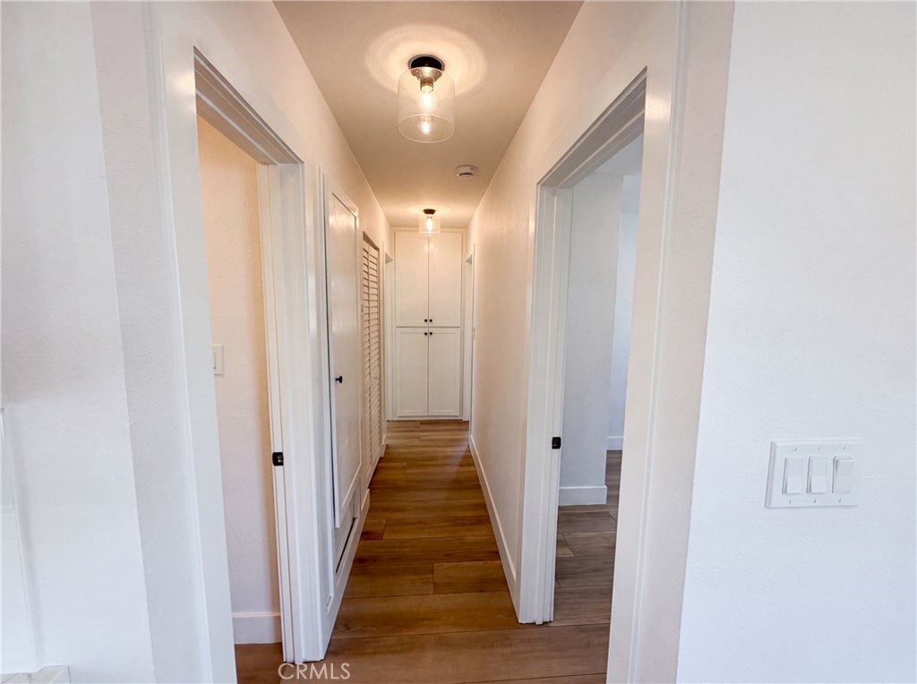 1193 E G, Ontario