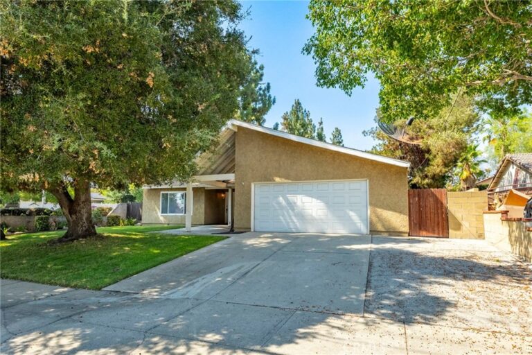 1193 W 13th Street, Upland