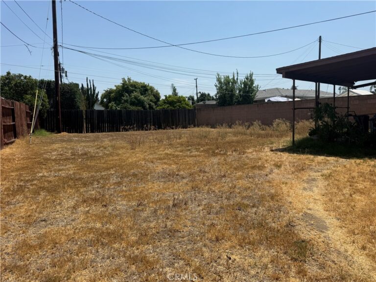 1220 S Vecino, Glendora