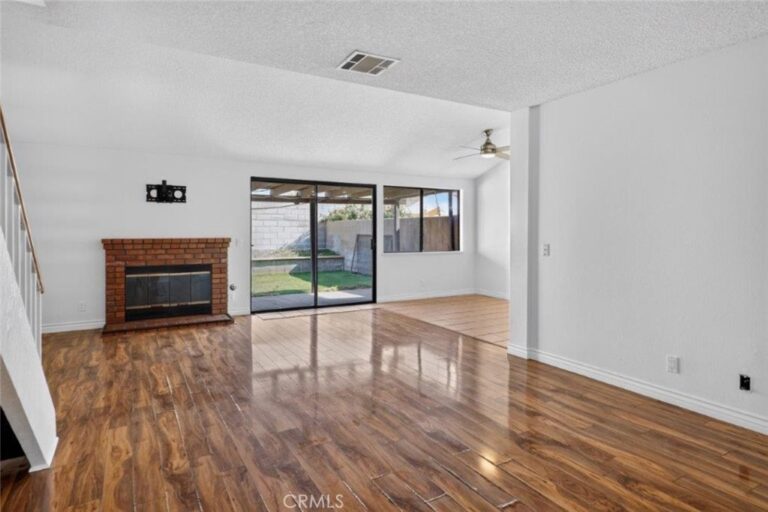 1239 Glenview Lane, Glendora