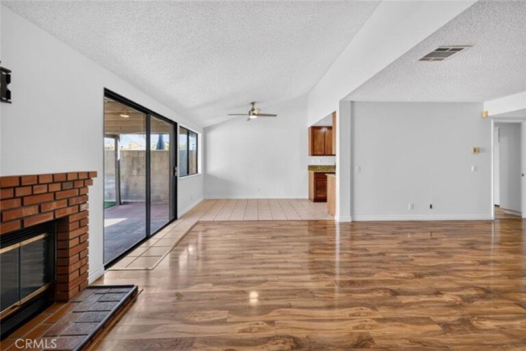 1239 Glenview Lane, Glendora