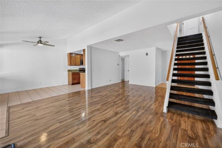 1239 Glenview Lane, Glendora