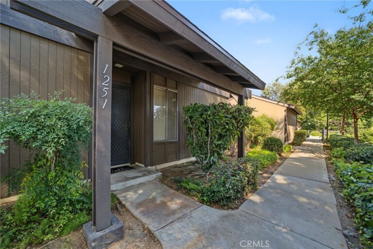 1251 Bonnie Glen Lane, San Dimas