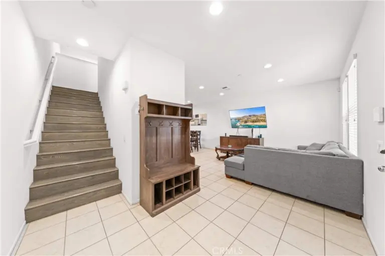 12533 Cipriano, Eastvale