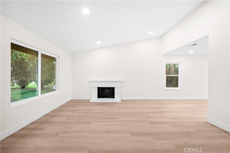 1266 W Lorraine, Rialto