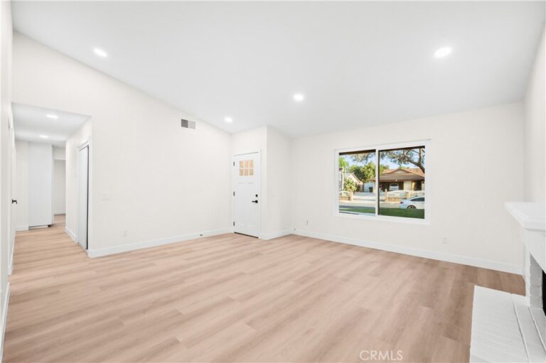 1266 W Lorraine, Rialto