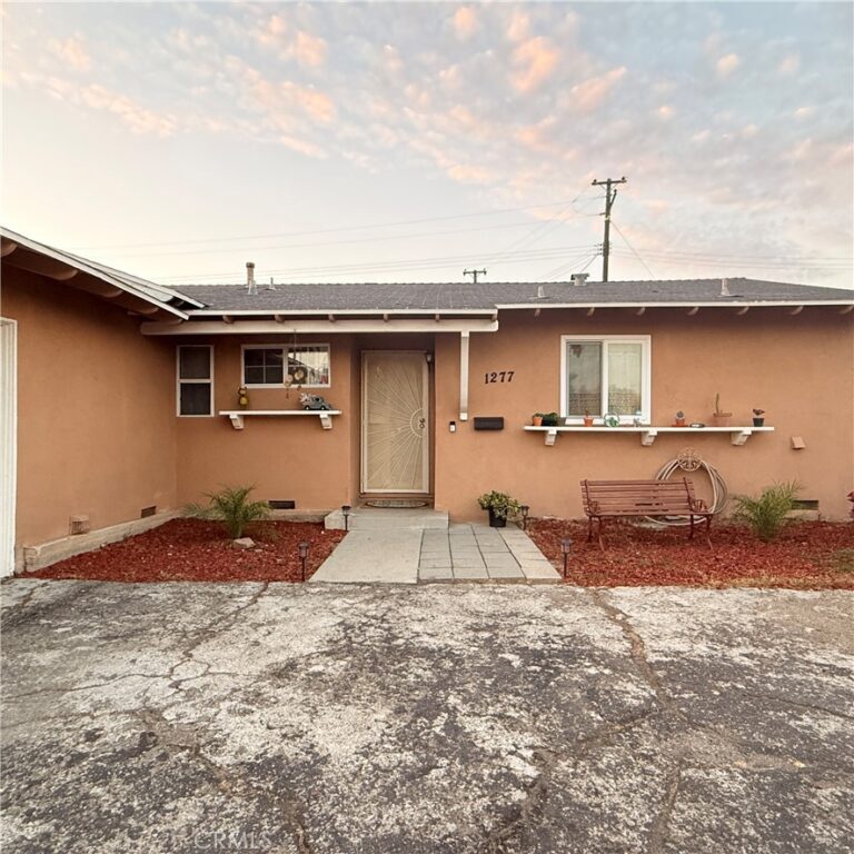 1277 Essex, Pomona