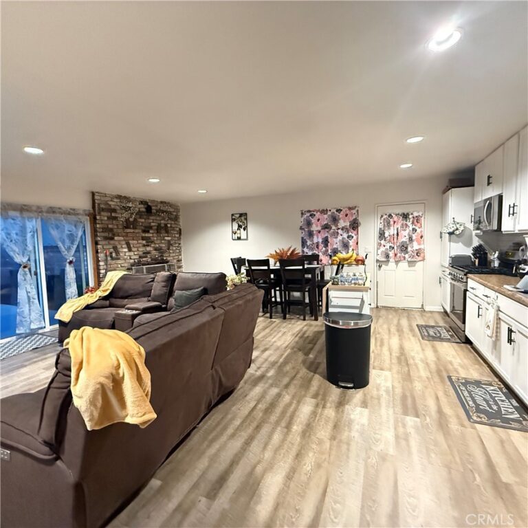 1277 Essex, Pomona