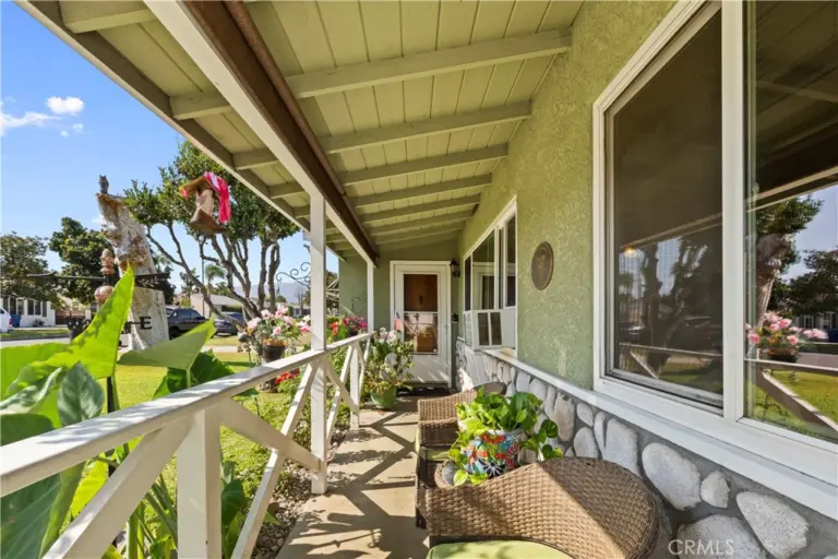 128 N Walnuthaven Drive, West Covina