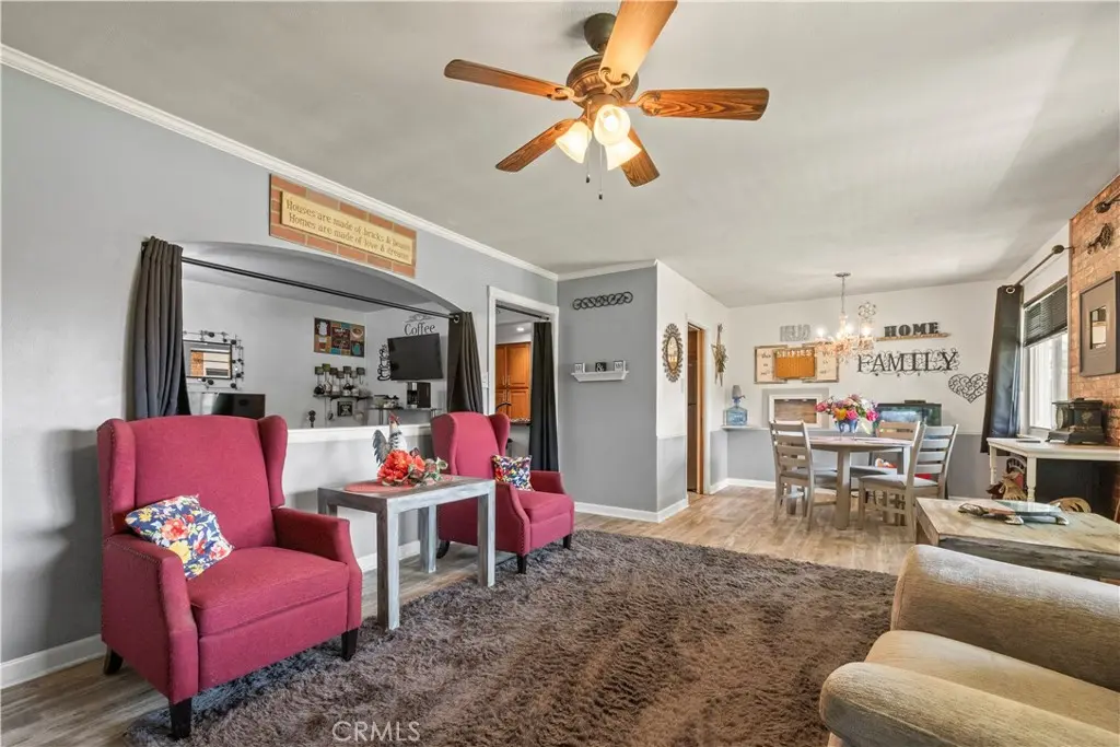 128 N Walnuthaven Drive, West Covina