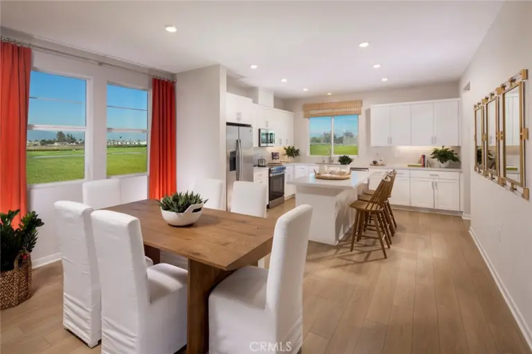 12829 Glacier Way, Eastvale