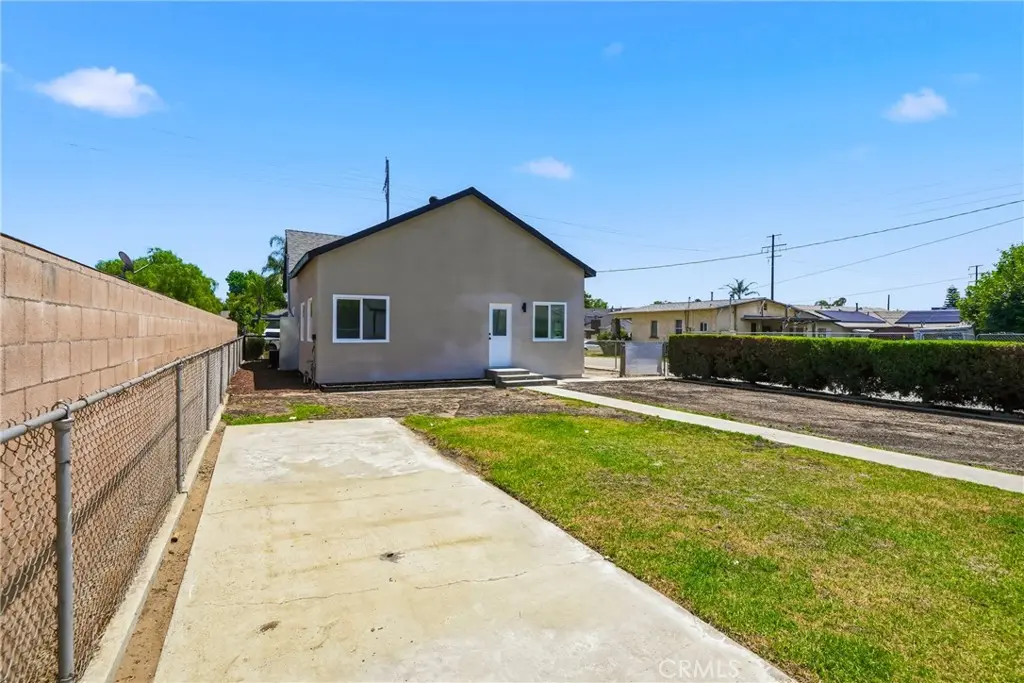 12940 4th, Chino
