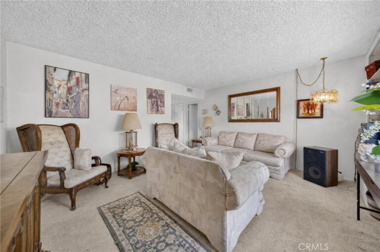 130 Wagonwheel Road, Glendora