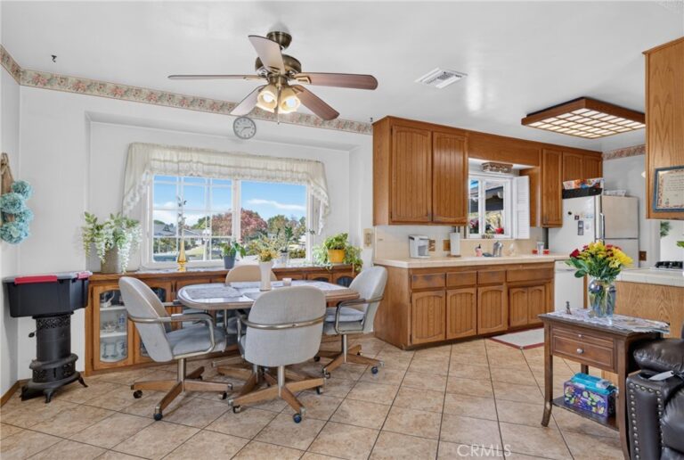 130 Wagonwheel Road, Glendora