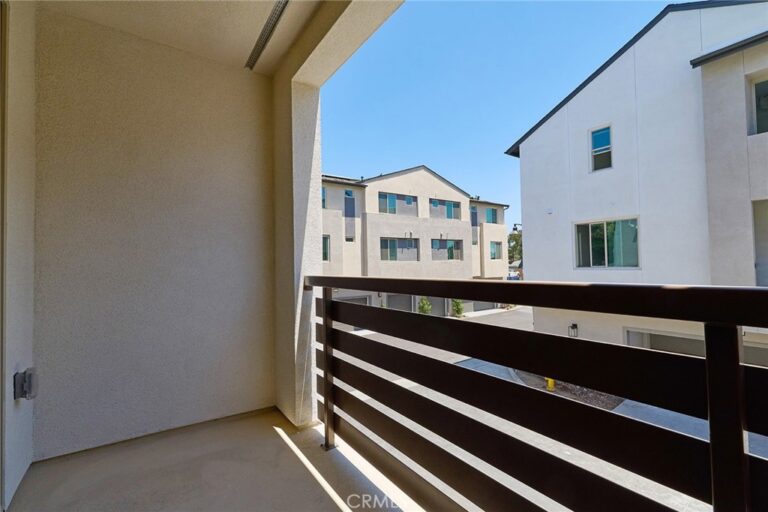 1302 W North Pinecrest Paseo, Ontario